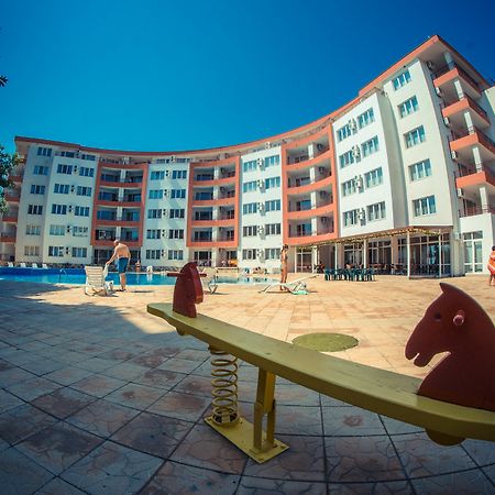 רבדה Riviera Fort Beach מראה חיצוני תמונה