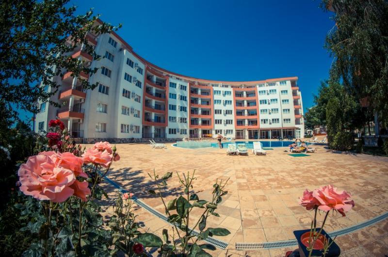רבדה Riviera Fort Beach מראה חיצוני תמונה